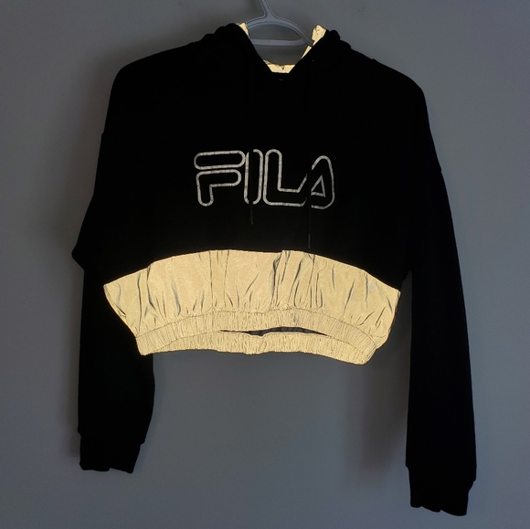 🔥3 for $35 | Fila | Black and Grey Reflective Cropped Hoodie - Picture 3 of 7